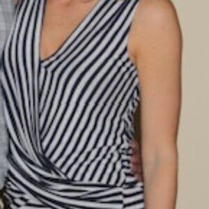 Fitted wrapped sleeveless dress summer cocktail Bailey 44 size small